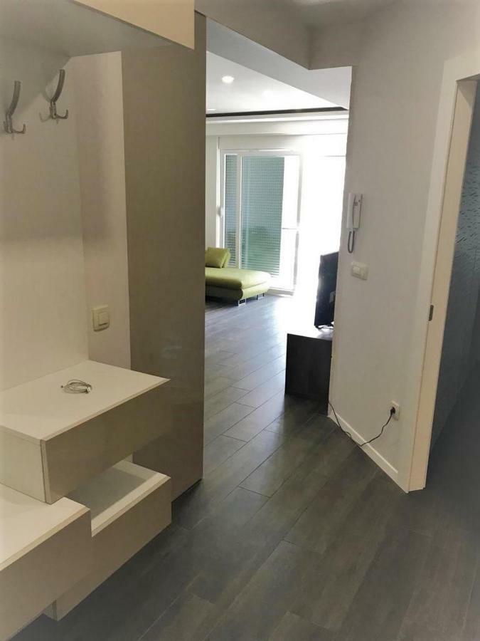 Modern New Apartment In Makarská Exteriér fotografie